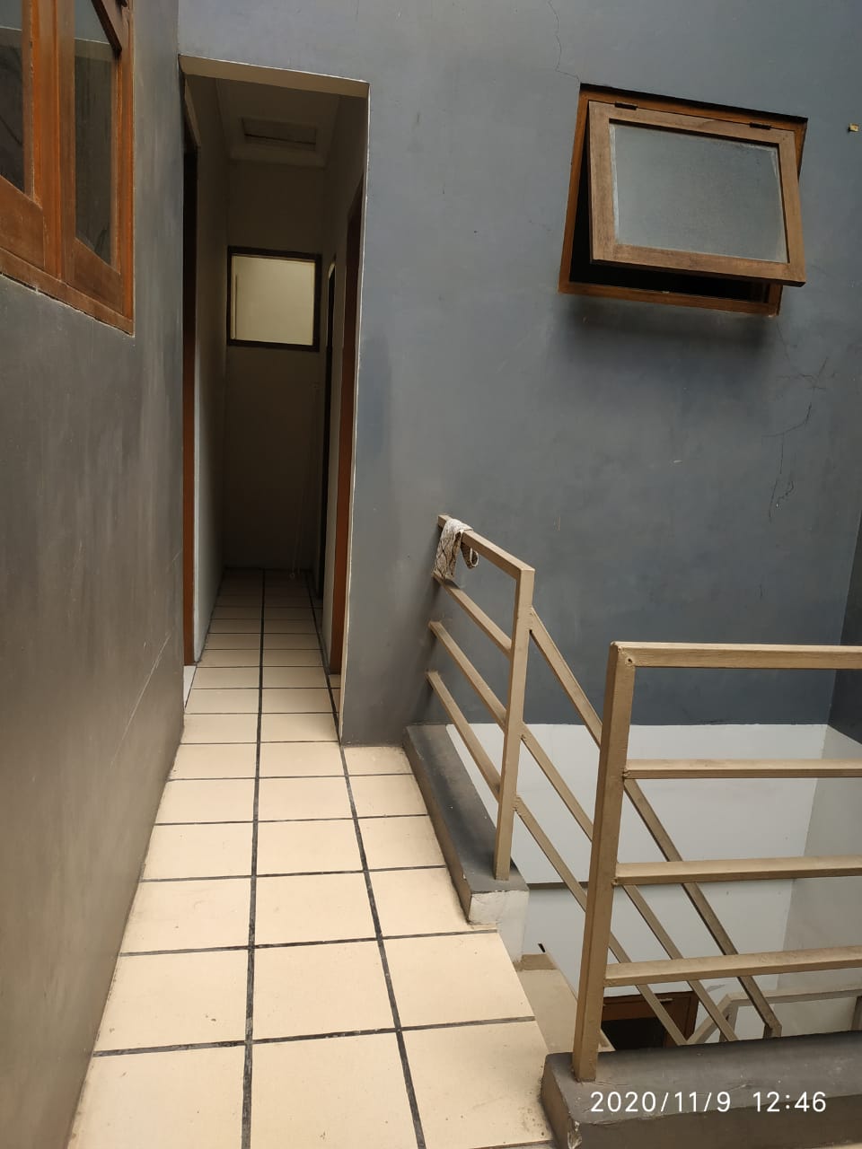 Rumah Sewa Semi Furnished Dekat Blok M, Bisa Kantor