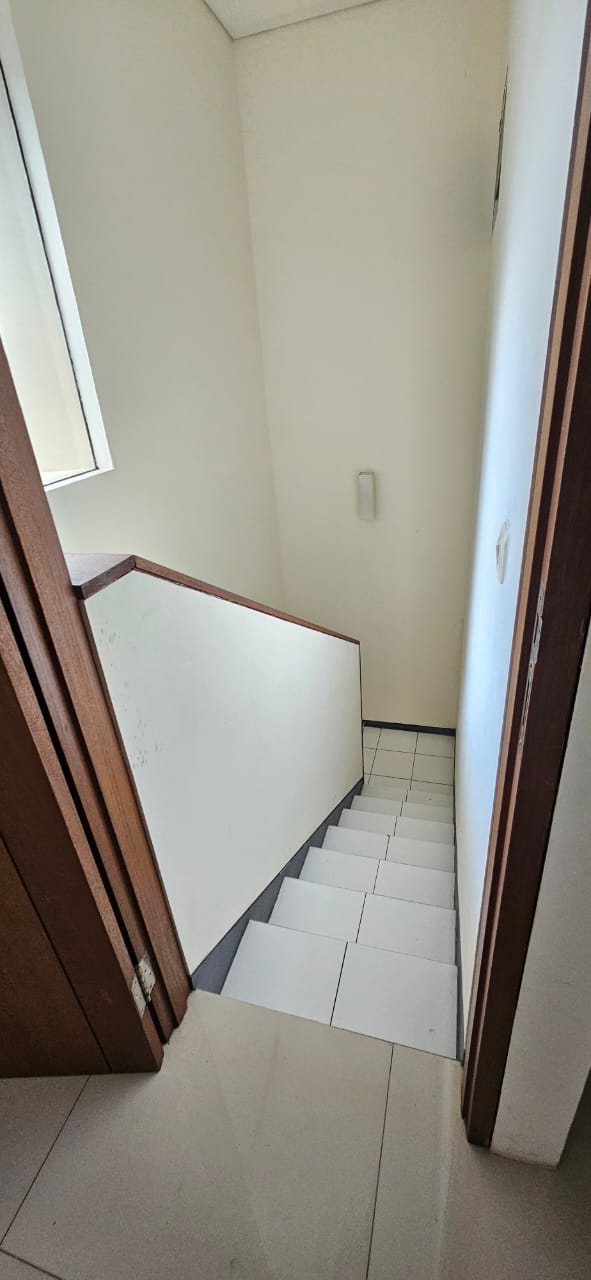 Rumah Sewa Dekat Wijaya, Ada Roof Top dan Multifunction Room