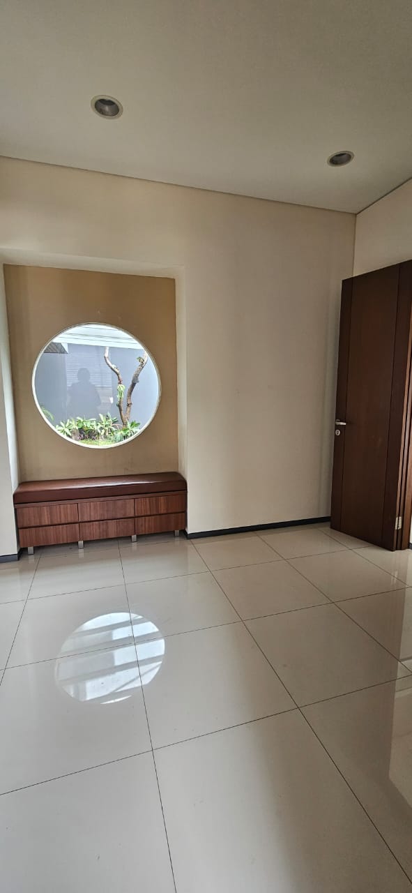 Rumah Sewa Dekat Wijaya, Ada Roof Top dan Multifunction Room