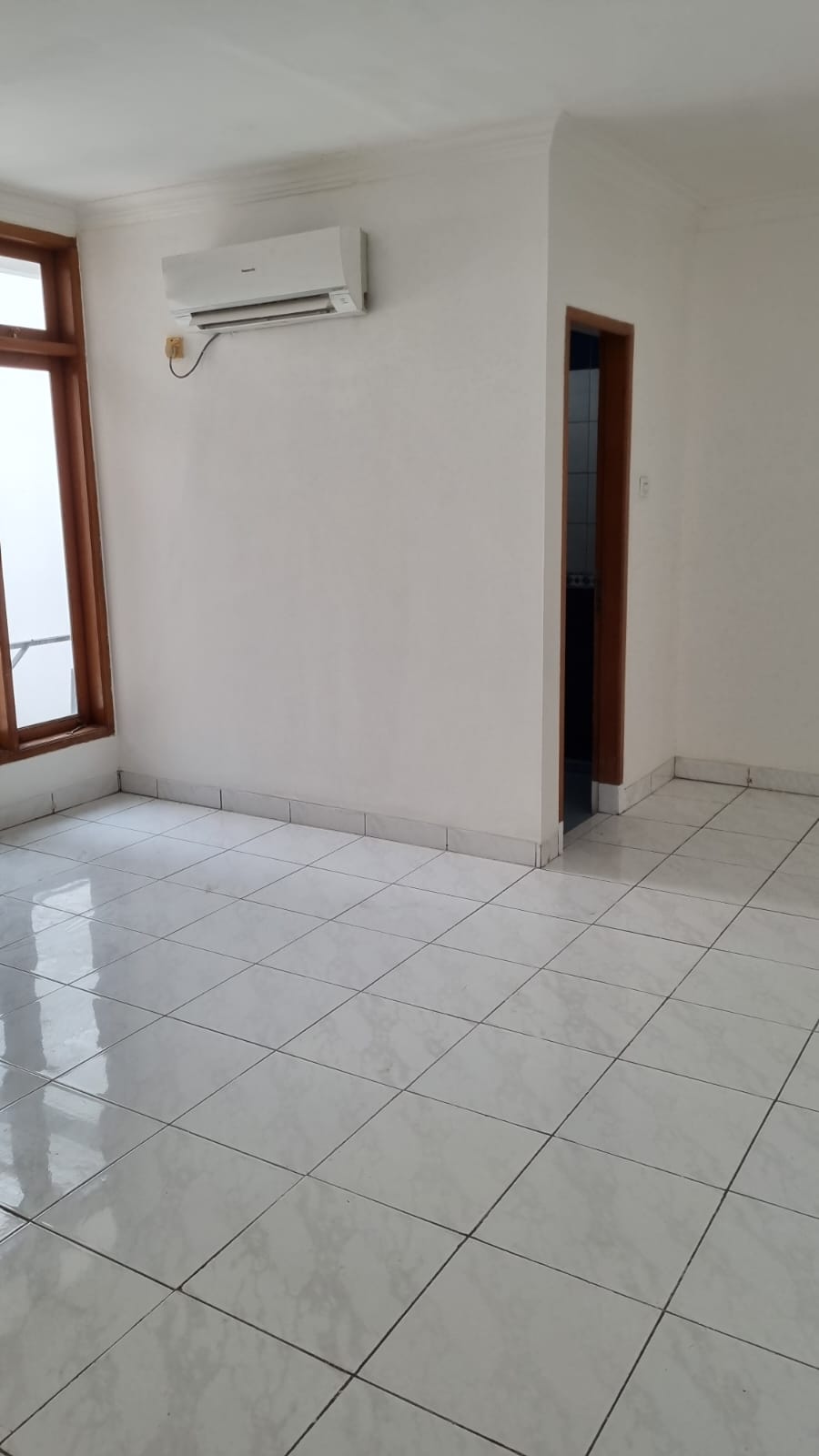 Rumah Sewa Pondok Indah-3 Lantai, Ada Basement