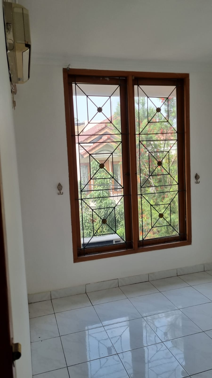 Rumah Sewa Pondok Indah-3 Lantai, Ada Basement