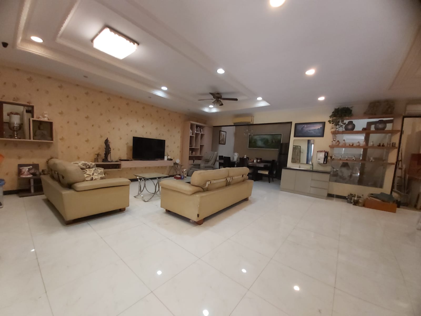 Rumah 3 Lantai di Pondok Indah, 3 Kamar Tidur
