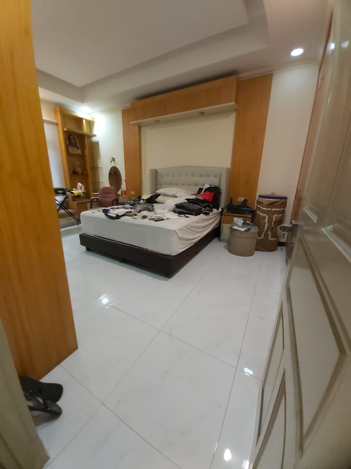 Rumah 3 Lantai di Pondok Indah, 3 Kamar Tidur