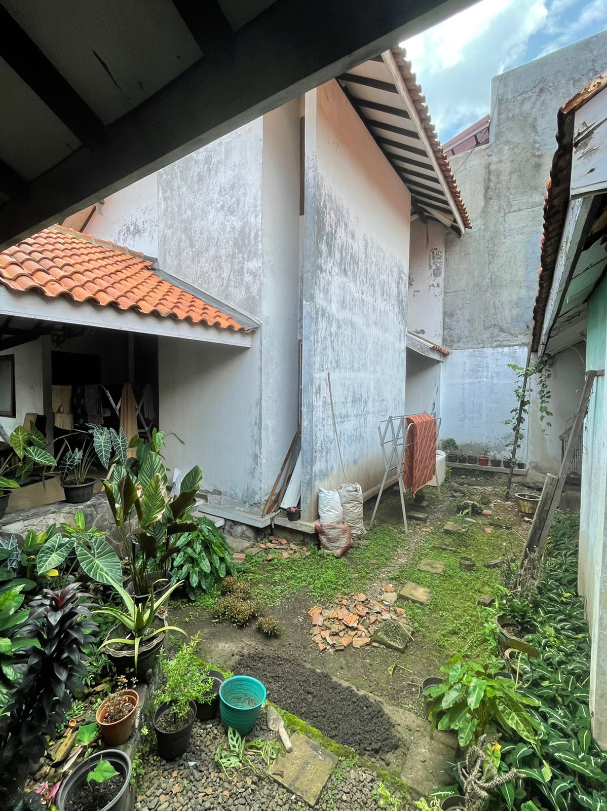 Rumah Lama 1 Lantai Area Radio Dalam - Dekat Pondok Indah Mall