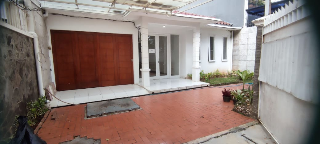 Rumah 1 Lantai Siap Huni Area Kramat Pela Kebayoran Baru