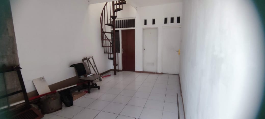 Rumah 1 Lantai Siap Huni Area Kramat Pela Kebayoran Baru