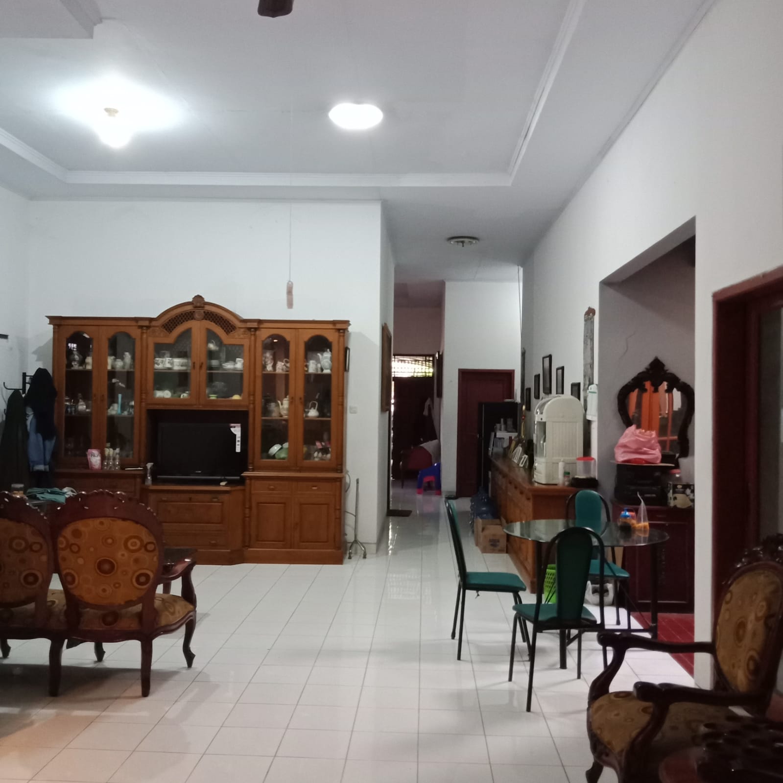 Rumah Lama Hanya 100 m ke MRT Haji Nawi