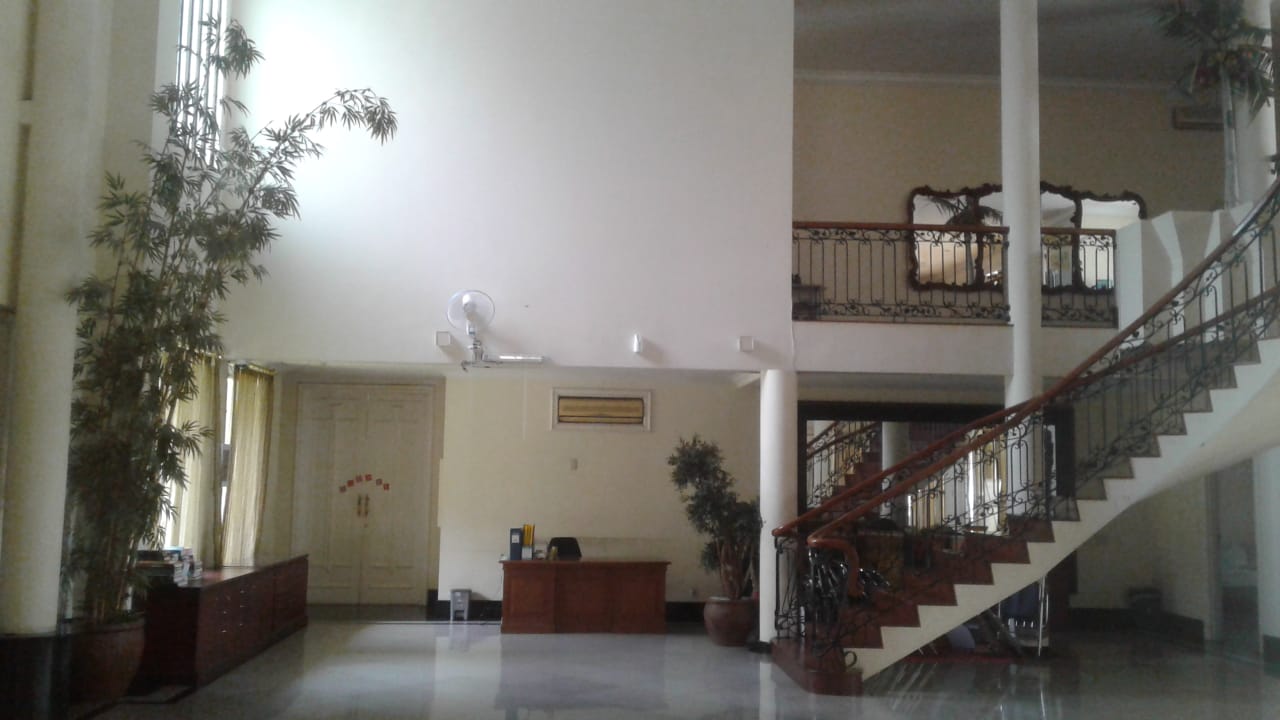 Rumah Area Menteng, Cocok untuk Kantor dan Kedutaan