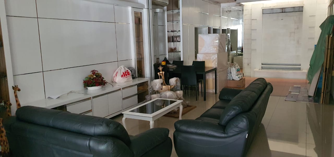 Rumah Dalam Cluster Jalan Deplu Raya,Tenang Dan Asri, Semi Furnish, Ada Club House Dan Pool 