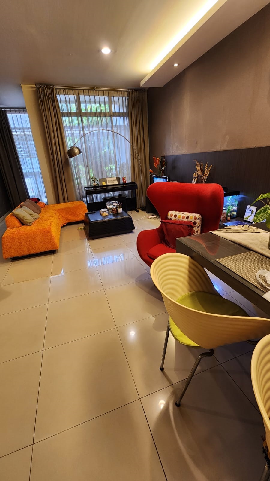 Rumah 2 Lantai di Pondok Pinang, Dalam Cluster By Intiland