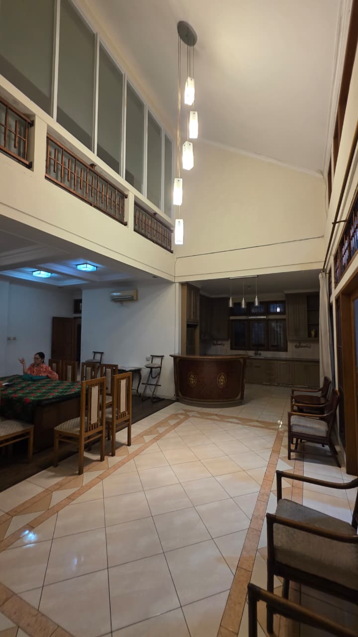 Hunian Premium Dekat SCBD & Senayan Posisi Hook LT 490 m²
