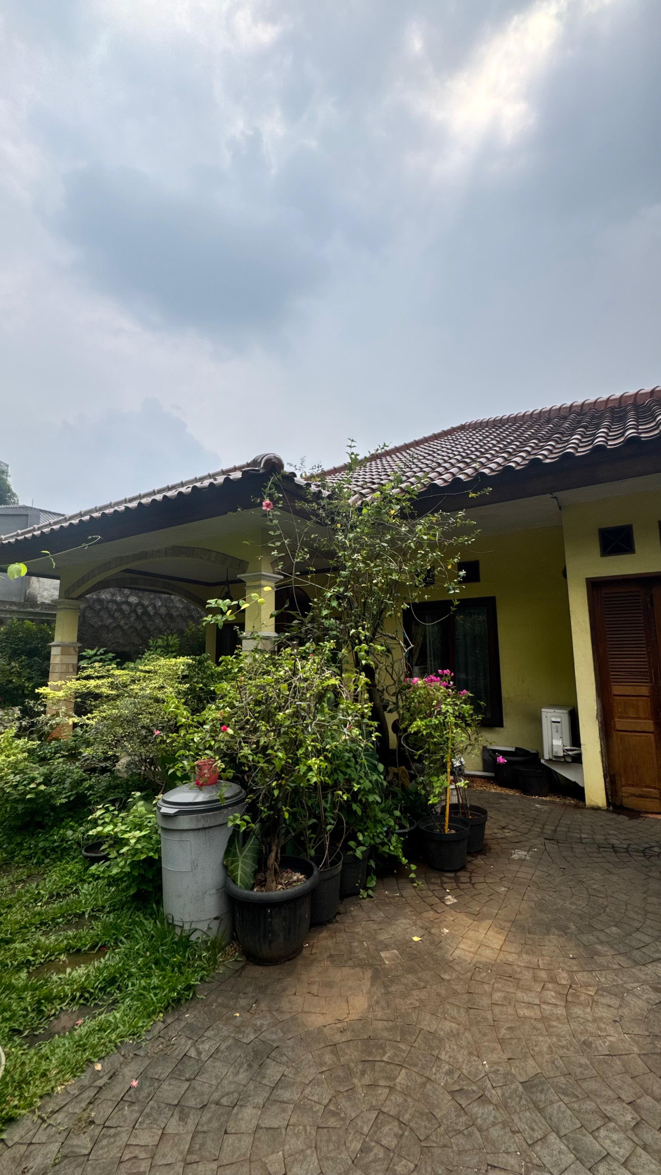 Dekat Universitas, Area Ramai, Lokasi Stategis, Akses Mudah Ke Gancit, Blok M Square, dan PIM