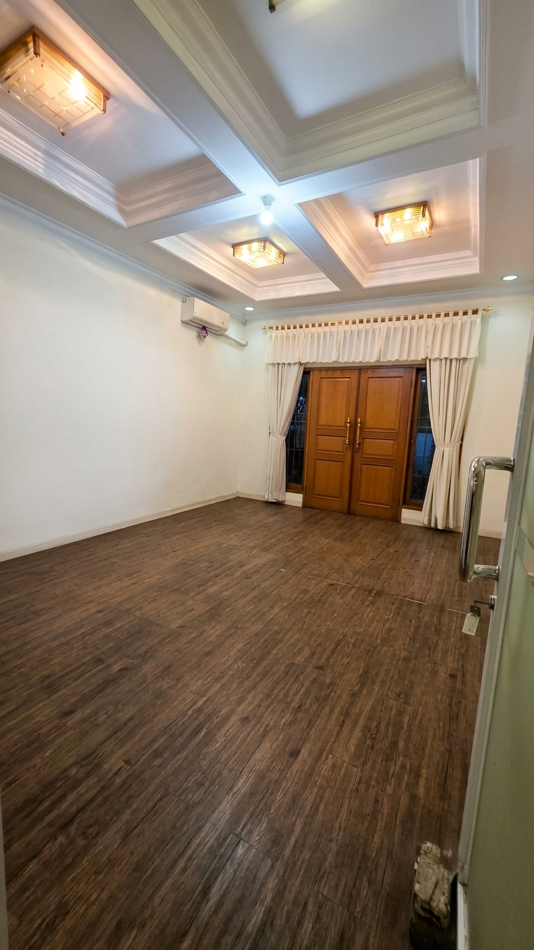 Hunian Premium Dekat SCBD & Senayan Posisi Hook LT 490 m²