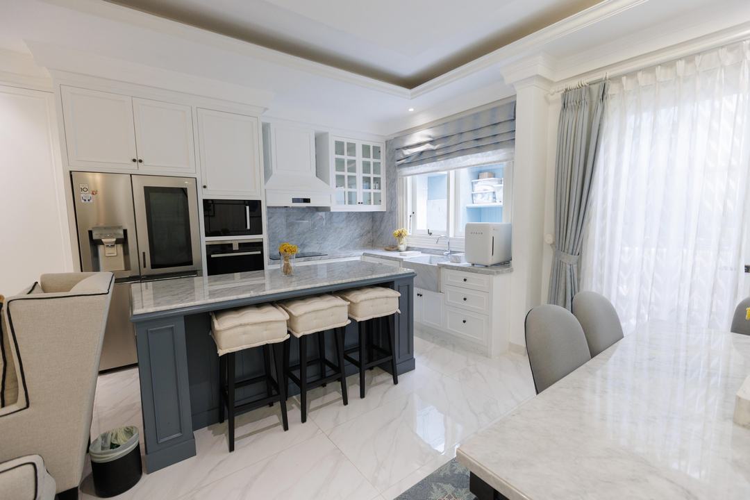 Townhouse Semi Furnished di Paso Jagakarsa Jaksel - Tangga Full Marmer & Bonus Appliances!