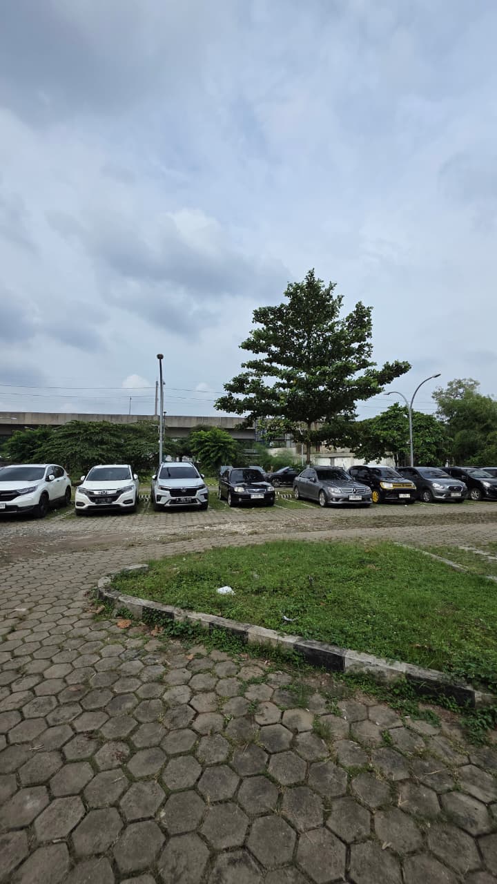 Tanah 7913 M2 Siap Bangun di Samping Hotel Mercure Tb Simatupang. Zona Komersial