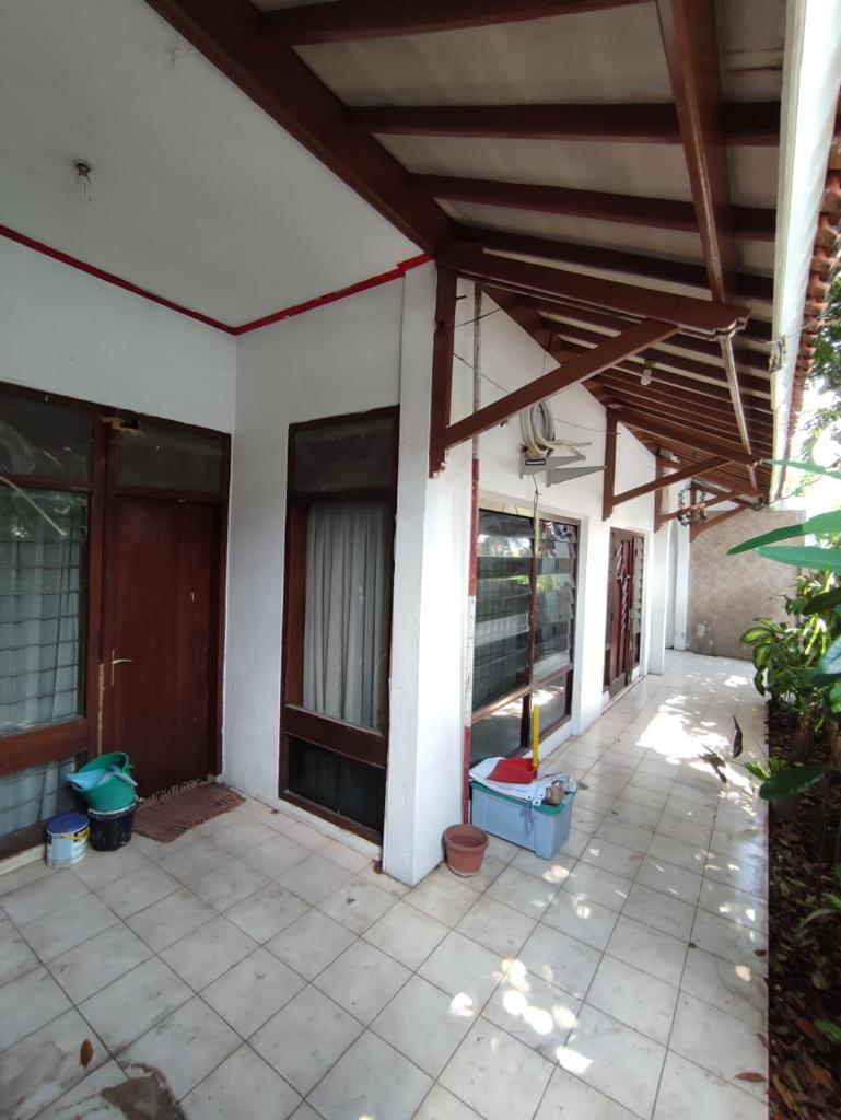 Rumah Hitung Tanah di Kebayoran Baru. Dekat Blok M