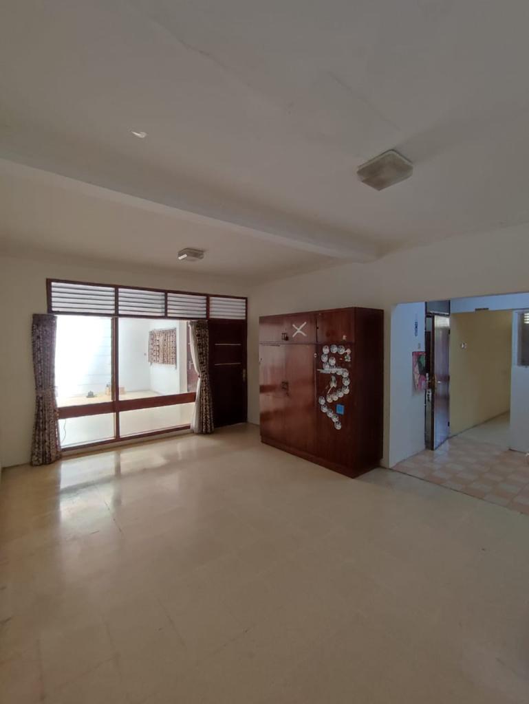 Rumah Hitung Tanah di Kebayoran Baru. Dekat Blok M