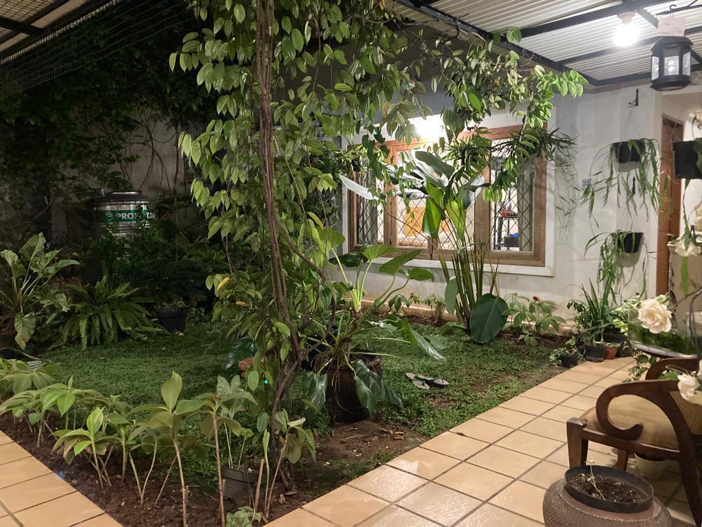 Rumah di Kebayoran Baru. Cocok Kantor, Usaha, Parkir Banyak. Dekat Kemang, Wijaya, Blok M