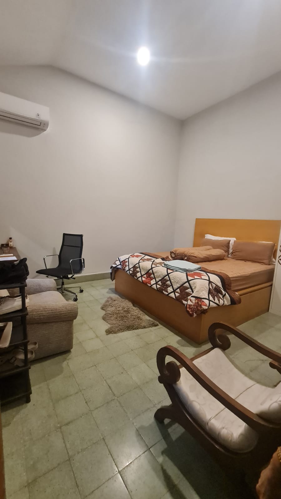 Rumah di Kebayoran Baru. Cocok Kantor, Usaha, Parkir Banyak. Dekat Kemang, Wijaya, Blok M
