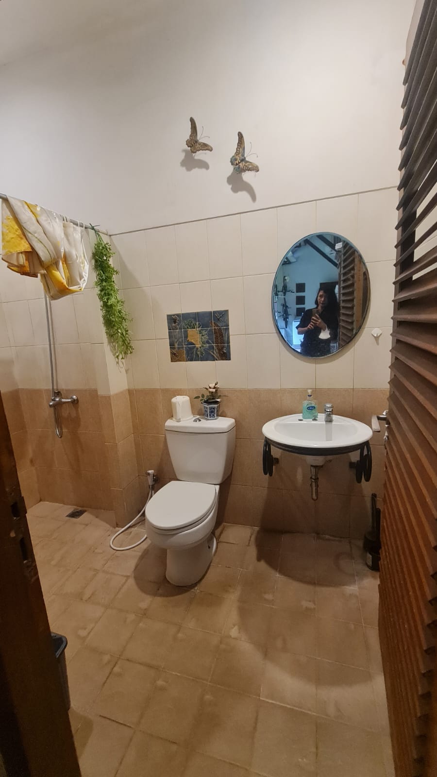 Rumah di Kebayoran Baru. Cocok Kantor, Usaha, Parkir Banyak. Dekat Kemang, Wijaya, Blok M