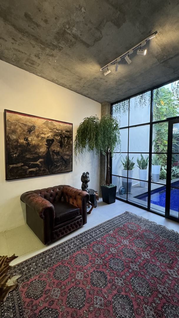 Rumah Modern 2 Lantai di Area Elit Pakubuwono Jakarta Selatan, Private Pool & SHM