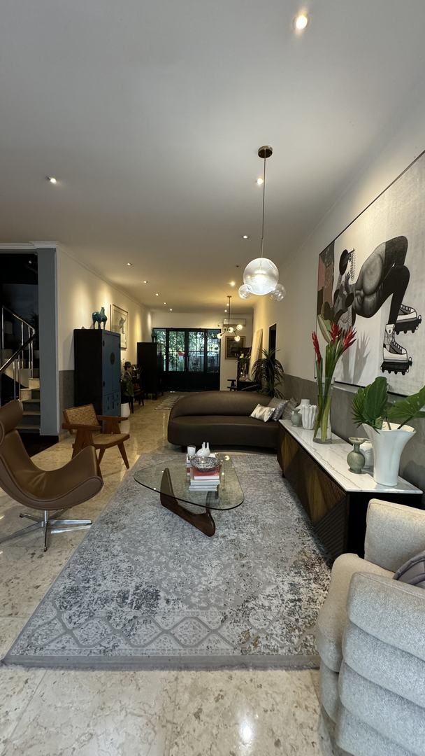 Rumah Modern 2 Lantai di Area Elit Pakubuwono Jakarta Selatan, Private Pool & SHM