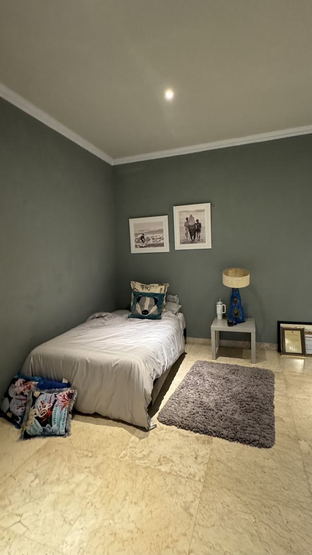 Rumah Modern 2 Lantai di Area Elit Pakubuwono Jakarta Selatan, Private Pool & SHM