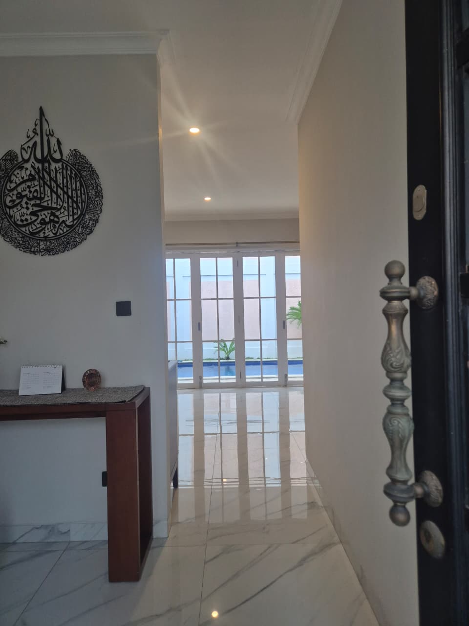 Dijual Rumah Mewah 2 Lantai Ada Kolam Renang di Kalibata Jakarta Selatan (LT 340m²)