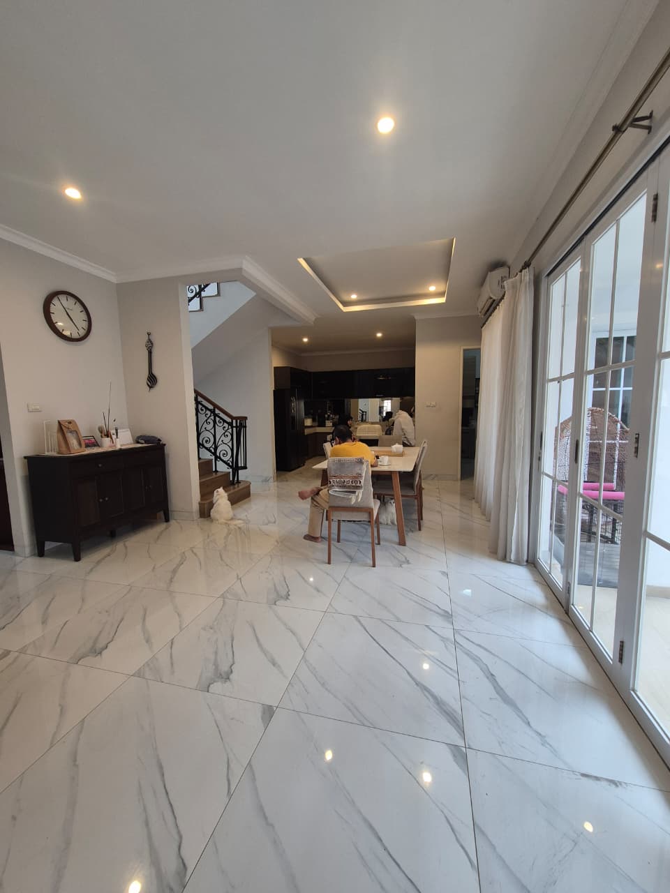 Dijual Rumah Mewah 2 Lantai Ada Kolam Renang di Kalibata Jakarta Selatan (LT 340m²)