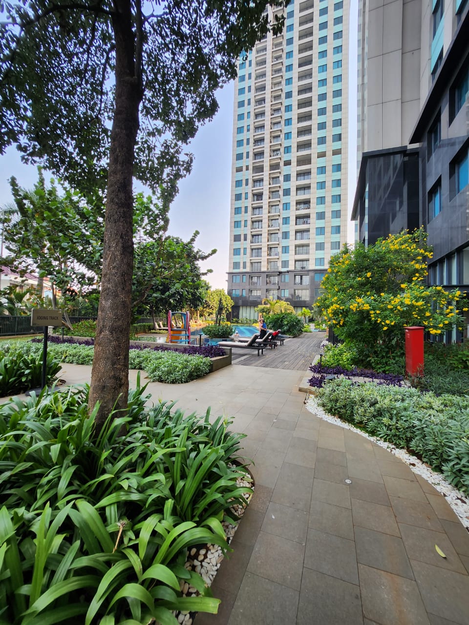 Dijual Apartemen Southgate Elegance Tanjung Barat 2BR Furnished — Akses AEON Mall