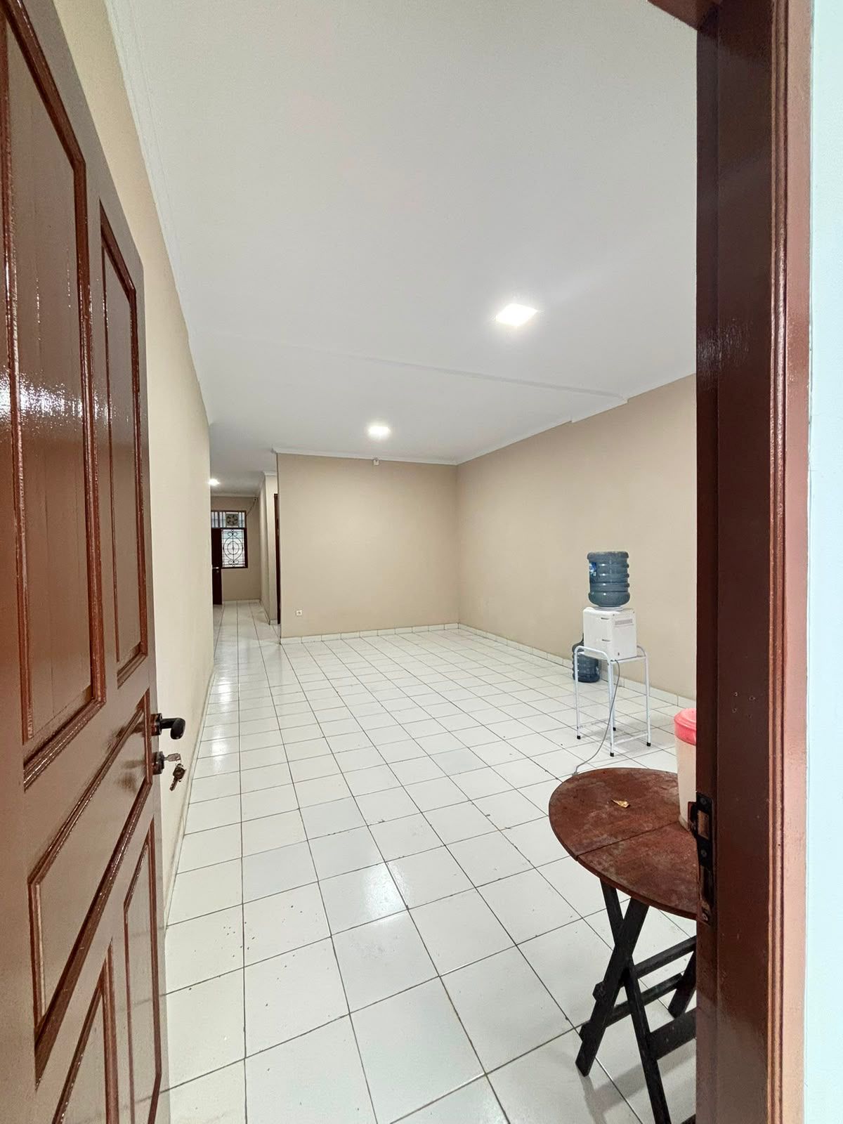 Dijual Cepat Rumah Minimalis Renovasi Total di Kedoya Selatan, Jakbar