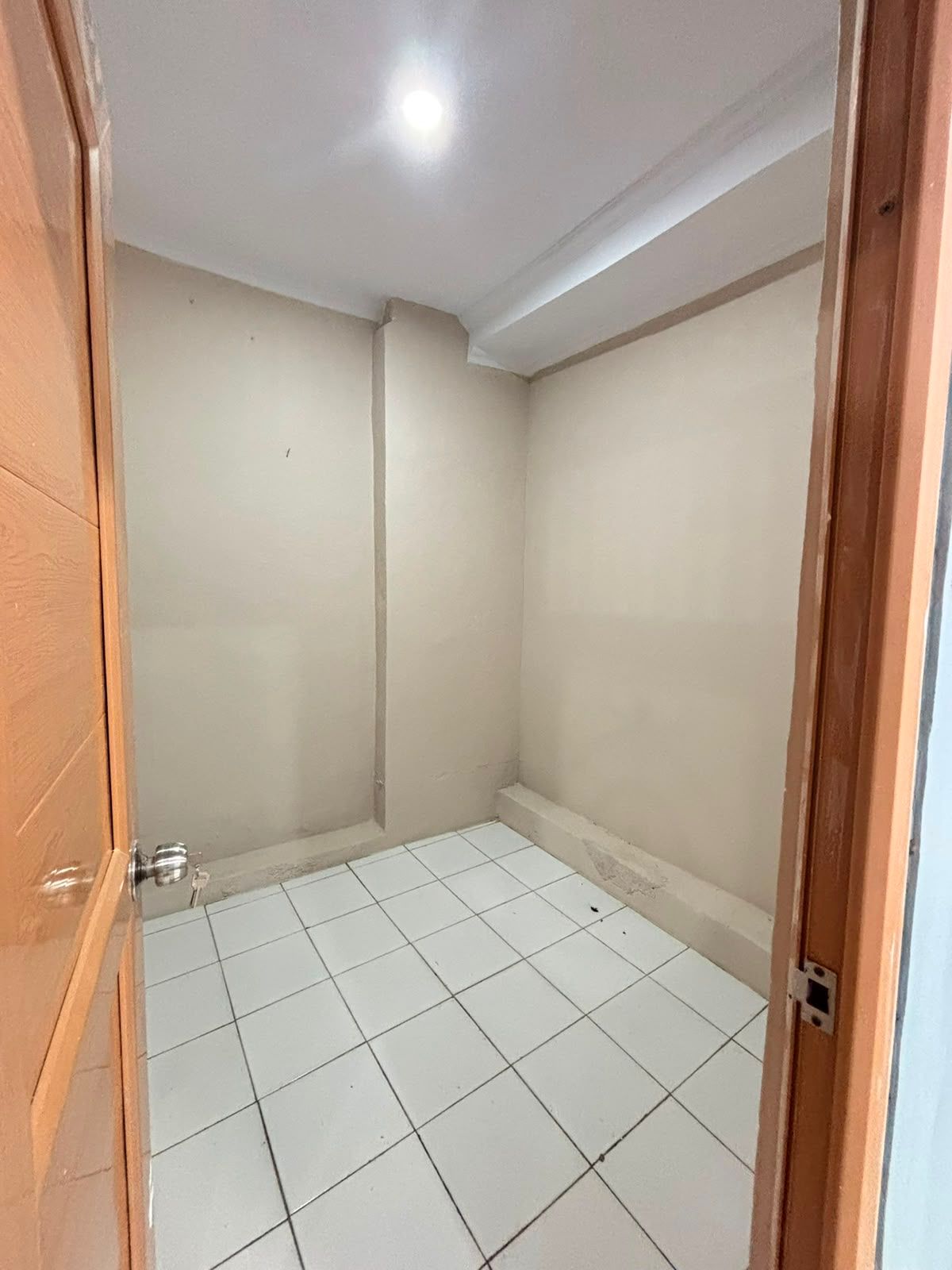 Dijual Cepat Rumah Minimalis Renovasi Total di Kedoya Selatan, Jakbar