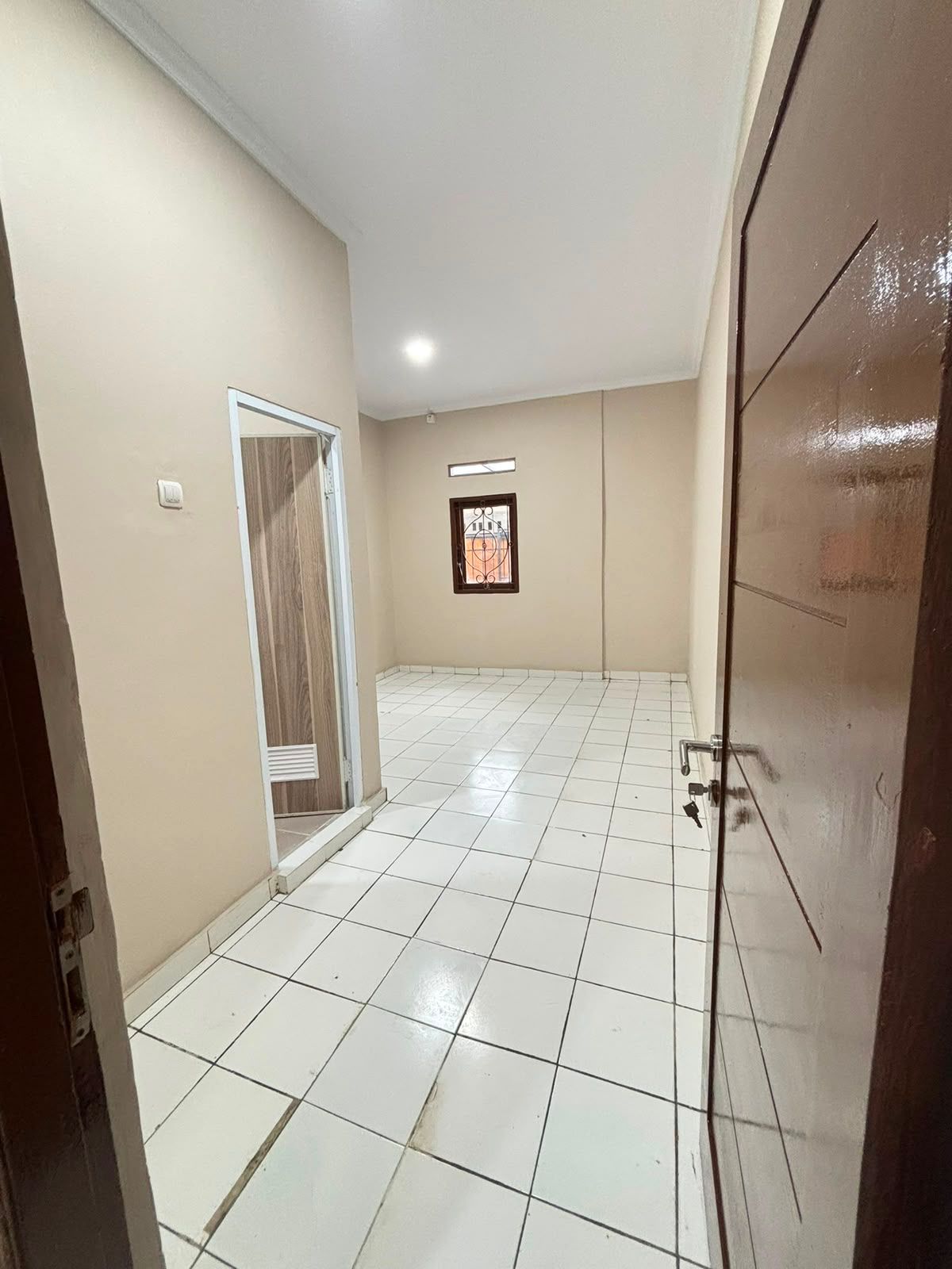 Dijual Cepat Rumah Minimalis Renovasi Total di Kedoya Selatan, Jakbar