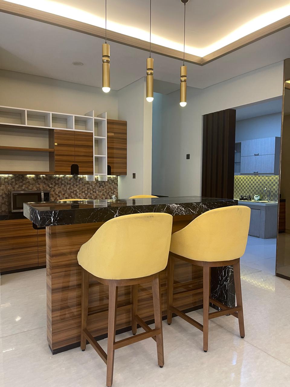 Rumah Cantik Full Furnished di Serenia Hills Lebak Bulus