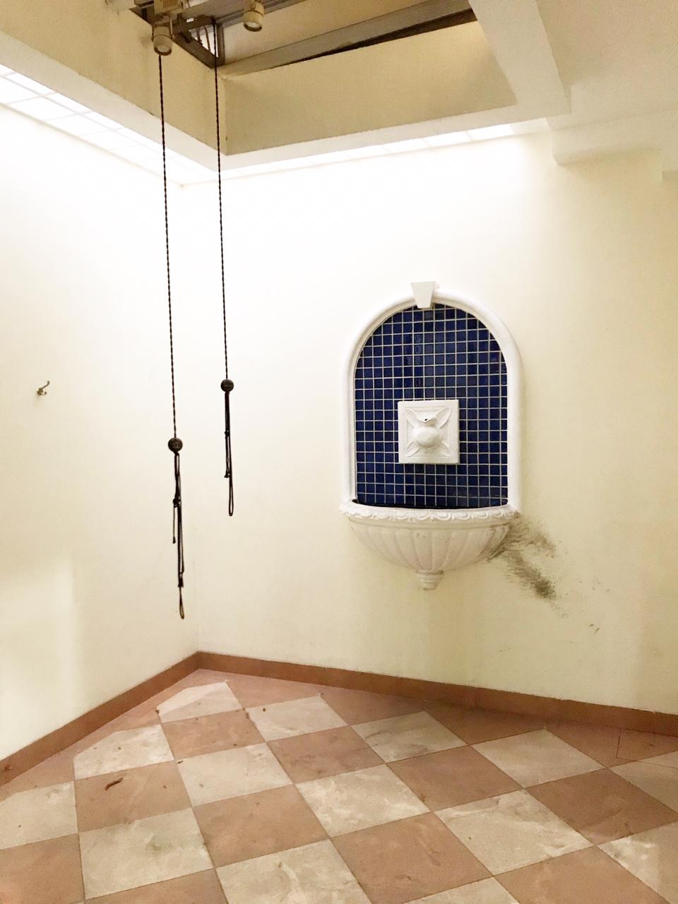 Rumah 2 Lantai 4 Kamar Tidur dengan Akses Dekat ke Pondok Indah Mall