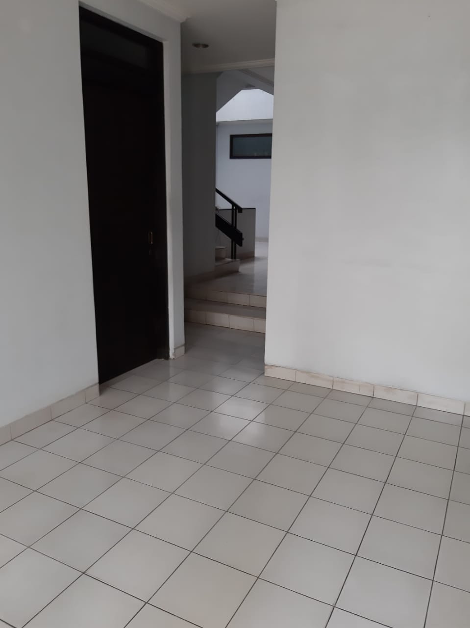 Rumah 2 Lantai Siap Huni di Pondok Indah, Dekat ke Tol TB Simatupang