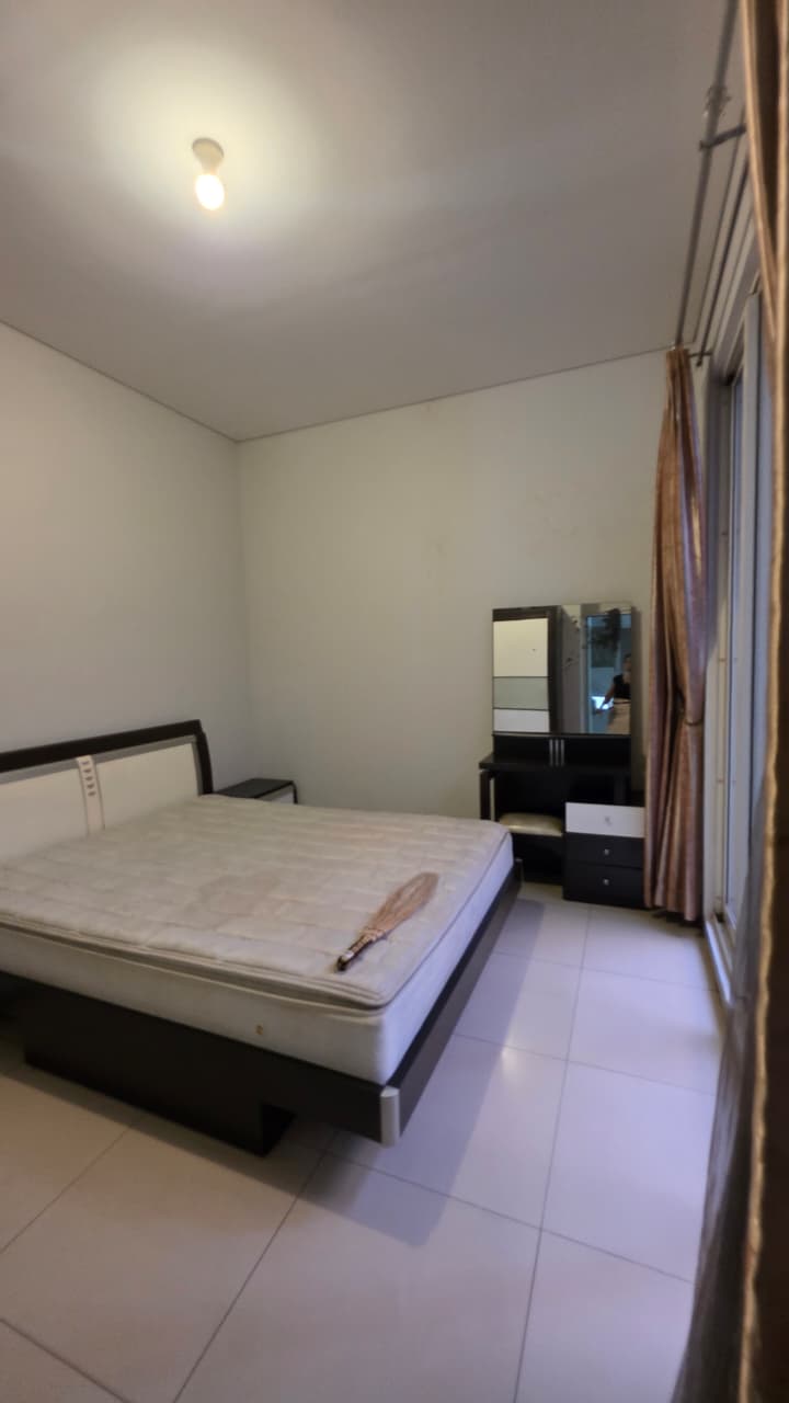 Rumah Furnished Siap Huni Dalam Komplek. Akses Cepat ke Pondok Indah dan Tb Simatupang.