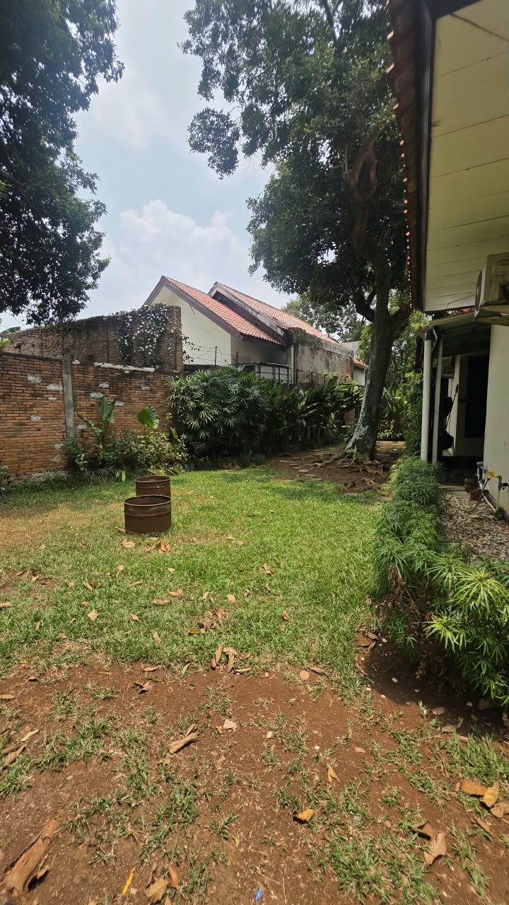 Rumah 1837 M2 Dekat Stasiun KRL Tanjung Barat, Mall Aeon, dan Tol Jorr. Cocok Townhouse, Kost & Private Compound