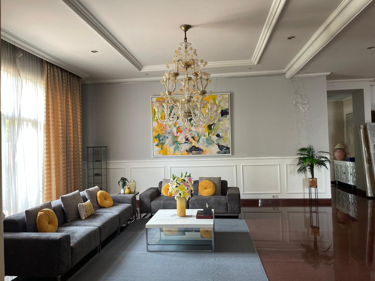 Rumah Mewah Klasik Modern di Lokasi Favorit Kawasan Elit Pondok Indah