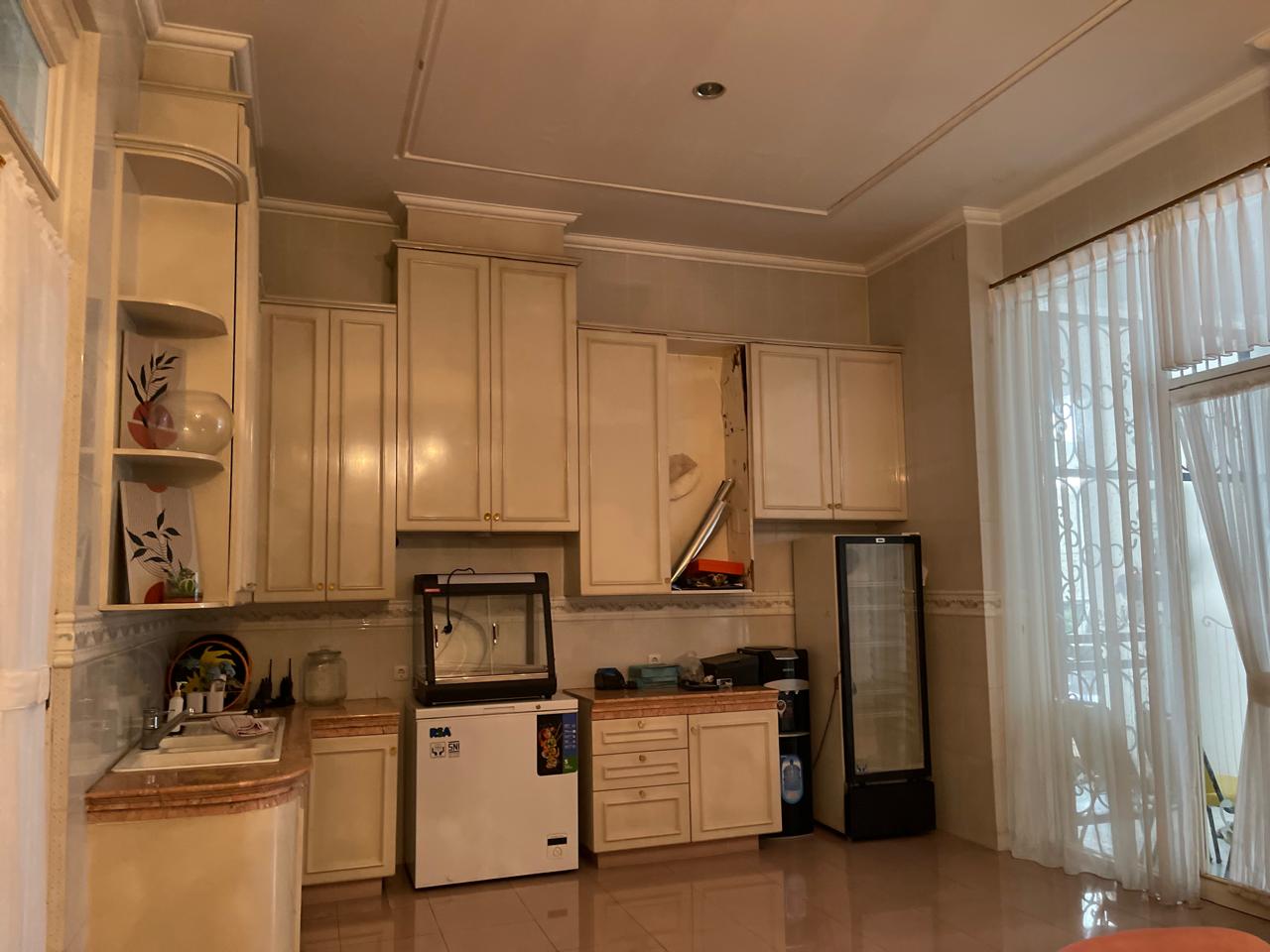 Rumah Mewah Klasik Modern di Lokasi Favorit Kawasan Elit Pondok Indah