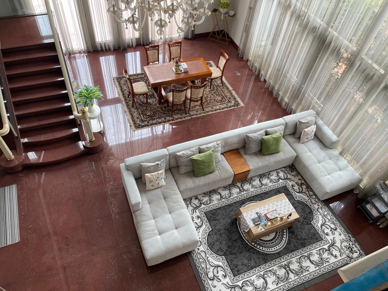 Rumah Mewah Klasik Modern di Lokasi Favorit Kawasan Elit Pondok Indah