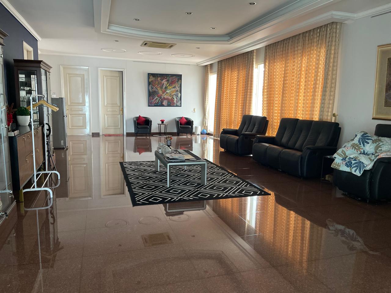 Rumah Mewah Klasik Modern di Lokasi Favorit Kawasan Elit Pondok Indah