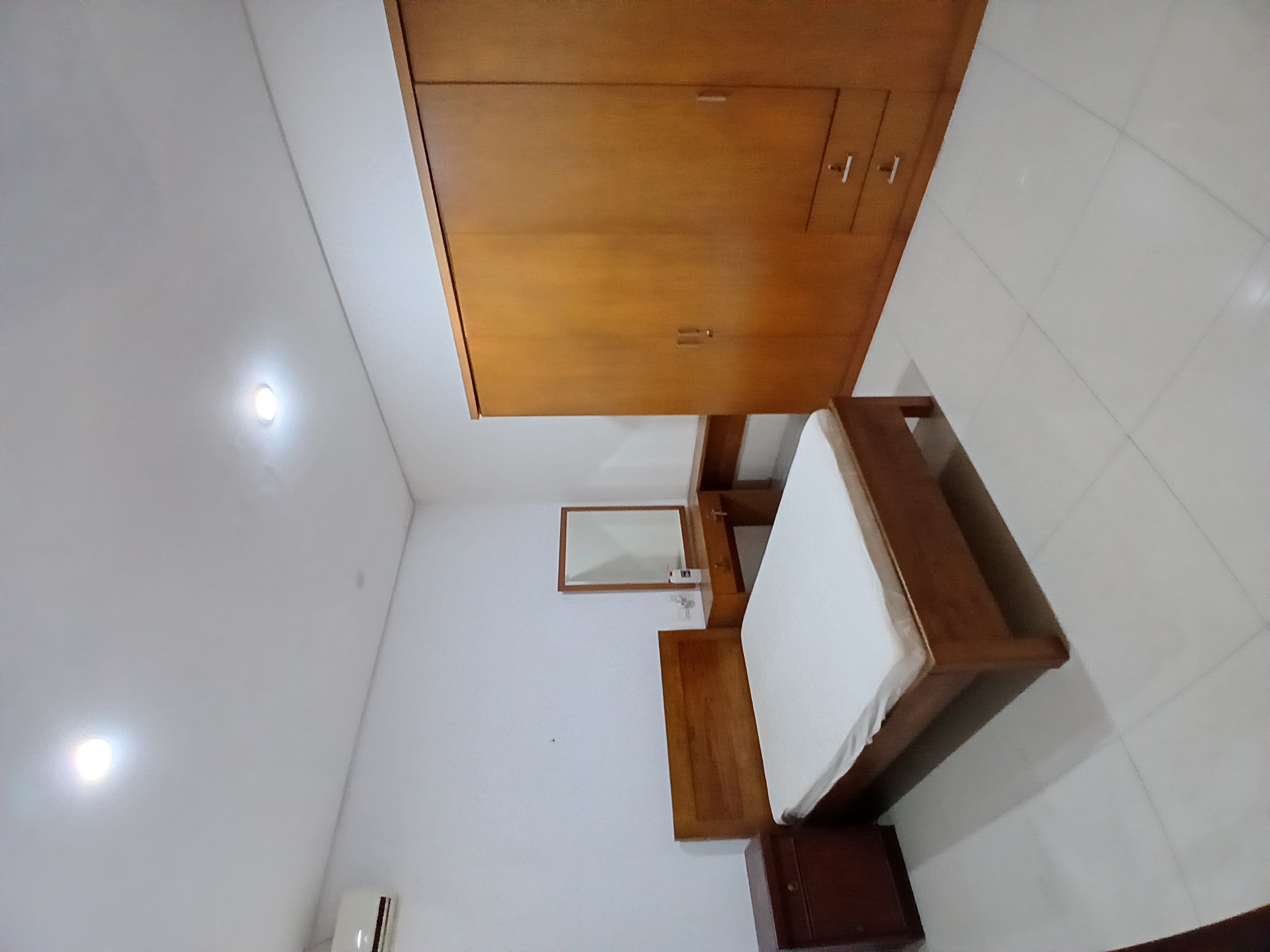 Rumah Siap Huni 2 Lantai di Pondok Indah, Bisa Jalan Kaki ke PIM 2