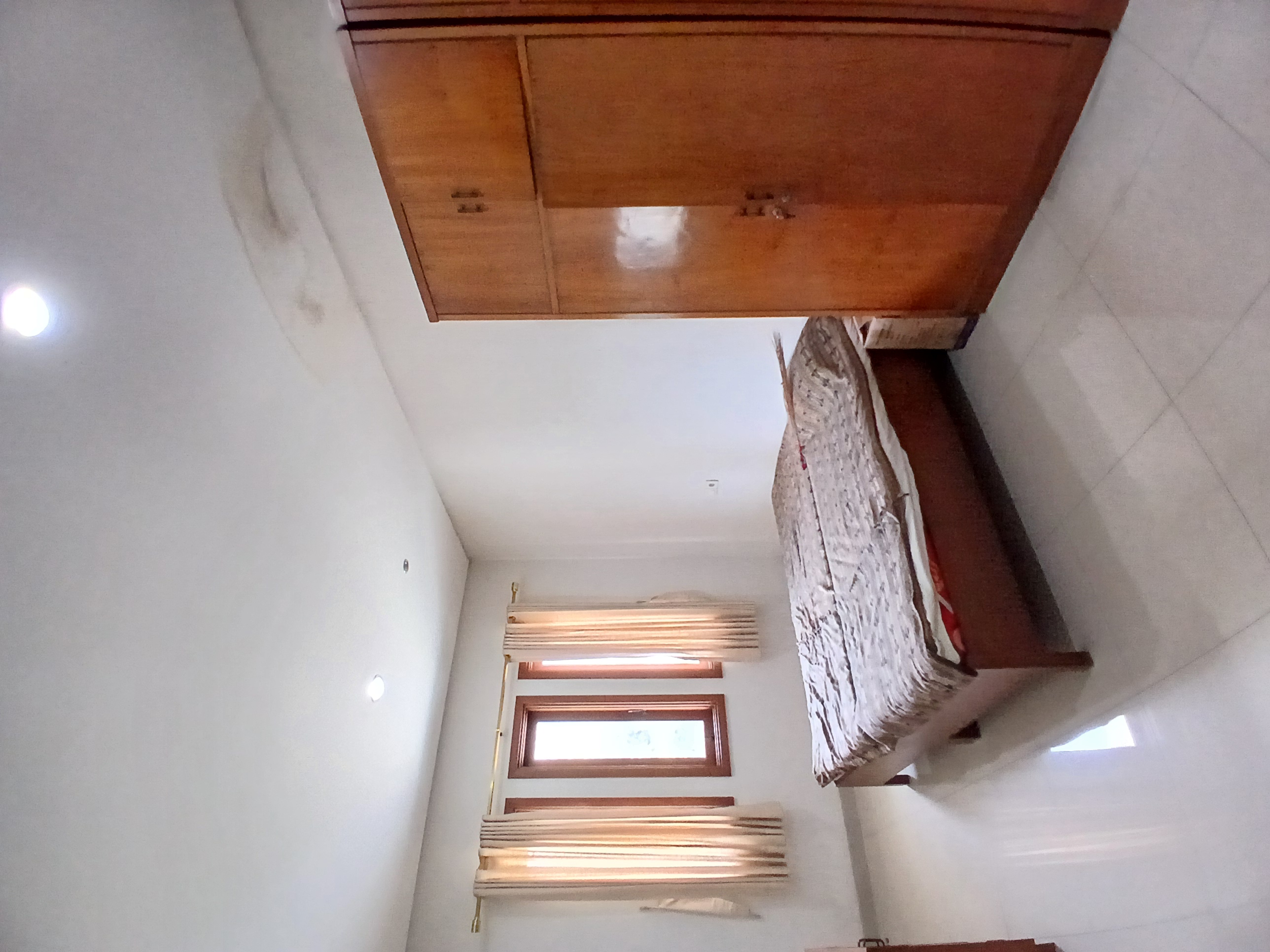 Rumah Siap Huni 2 Lantai di Pondok Indah, Bisa Jalan Kaki ke PIM 2