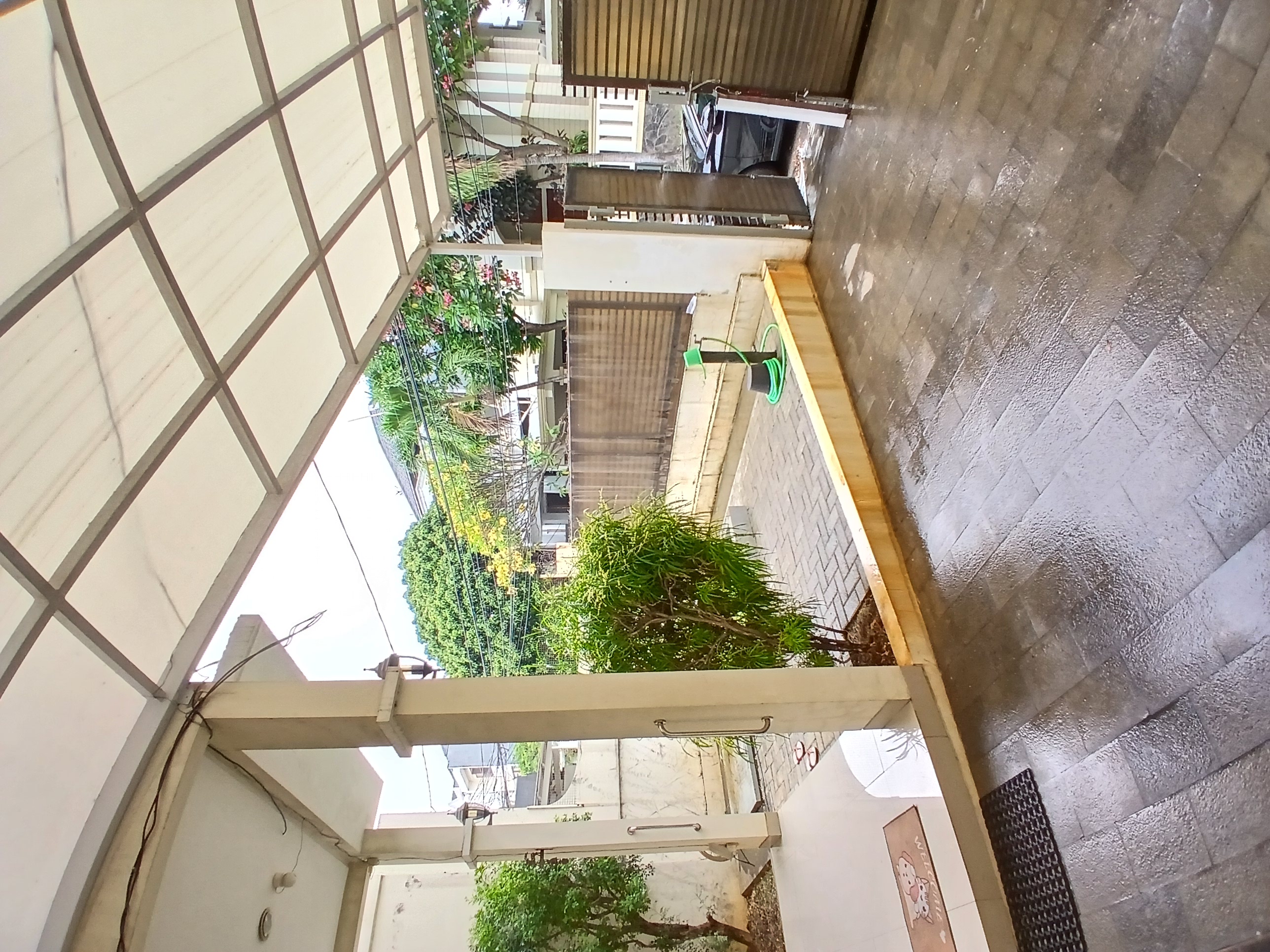Rumah Siap Huni 2 Lantai di Pondok Indah, Bisa Jalan Kaki ke PIM 2