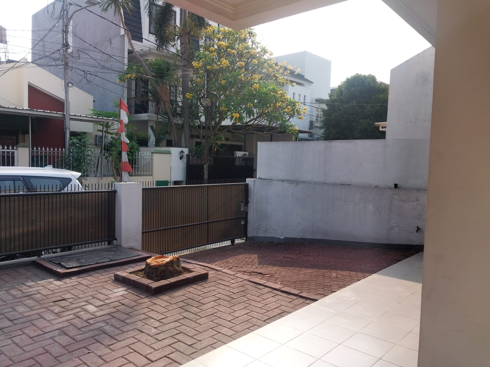 Rumah 1 Lantai Siap Huni di Pondok Indah - 3 KT, Akses Mudah ke Tol Pondok Pinang