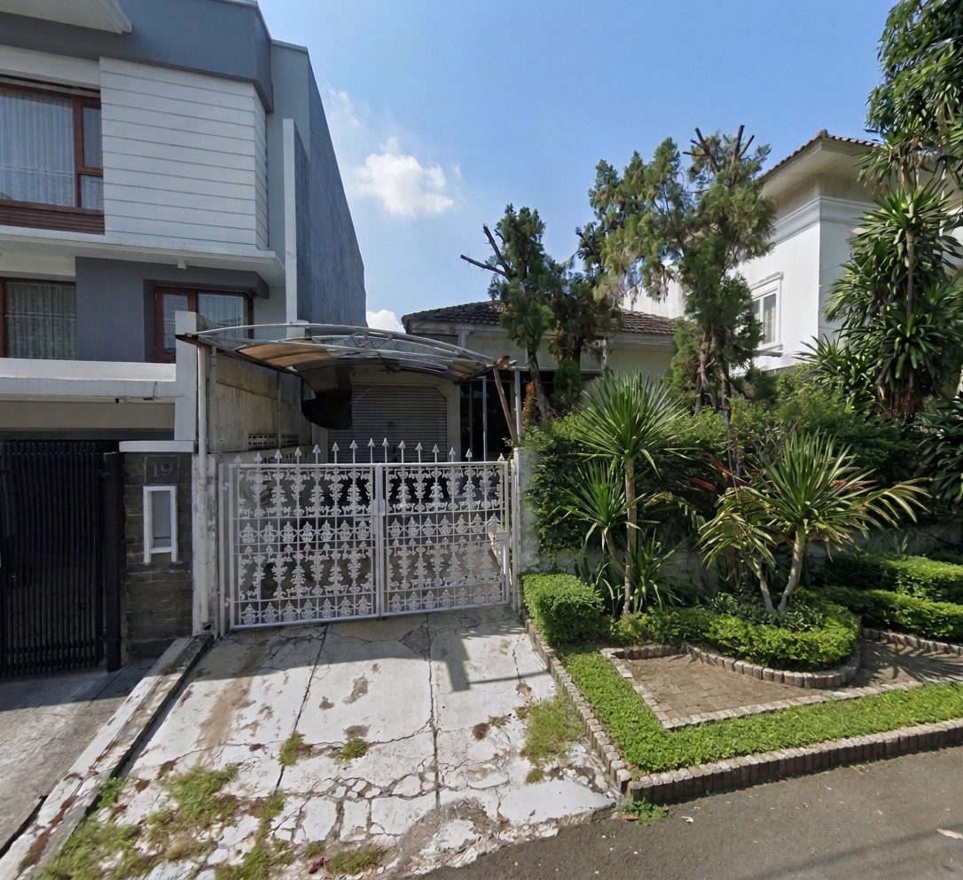 Hitung Tanah! Rumah Lama 1 Lantai Area Favorit Pondok Indah. Luas Tanah 300 m2